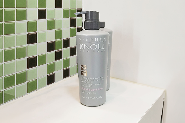 SKNY Cleansing Conditioner Stephen Knoll New York para limpeza suave e couro cabeludo sensível